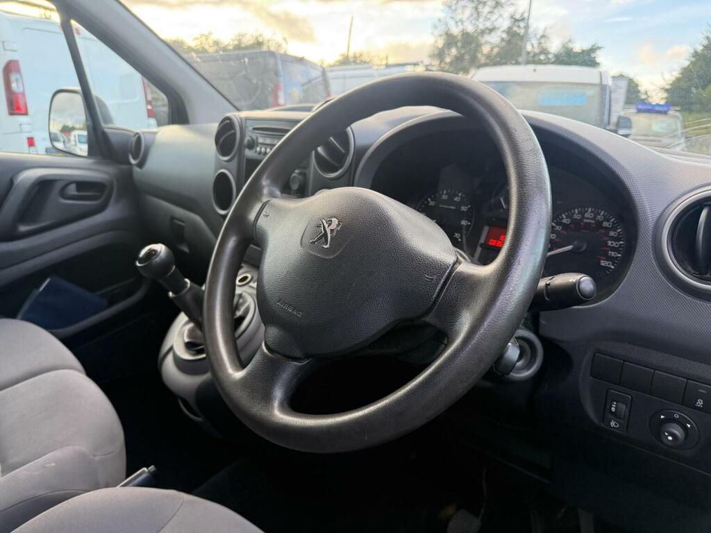 Peugeot Partner Panel Van 1.6 Hdi 625 Professional L1 201515 Silver #6