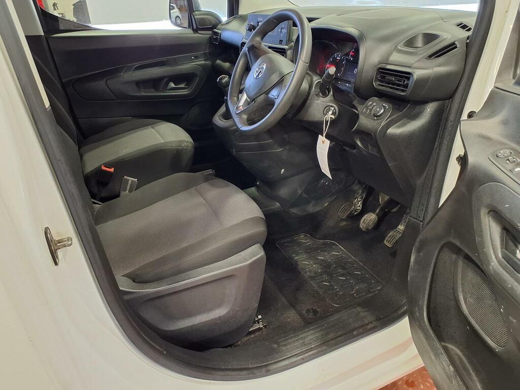 Vauxhall Combo 1.5 Turbo D 2000 Edition L1 H1 Euro 6 Ss White #4