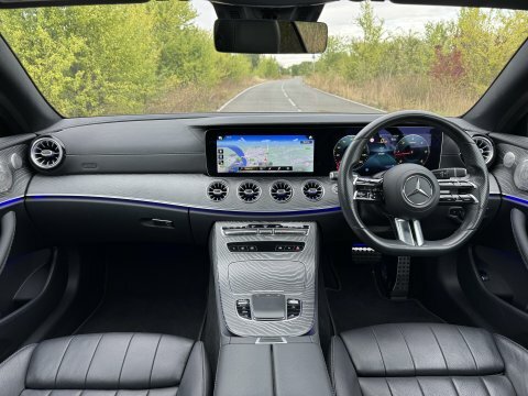 Mercedes-Benz E Class 2021 71 E220  #6