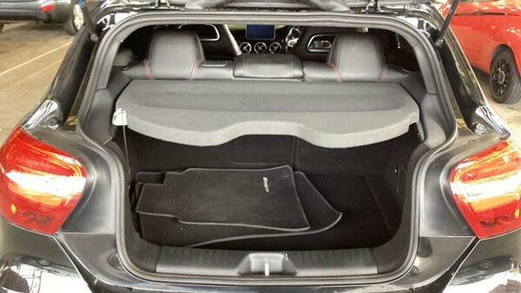 Mercedes-Benz A Class Hatchback Black #7