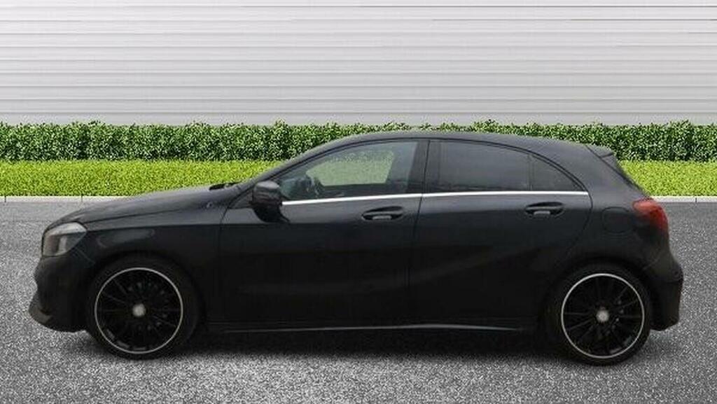 Mercedes-Benz A Class 1.5 A180d Amg Line Executive 7G-dct Euro 6 Ss Black #5