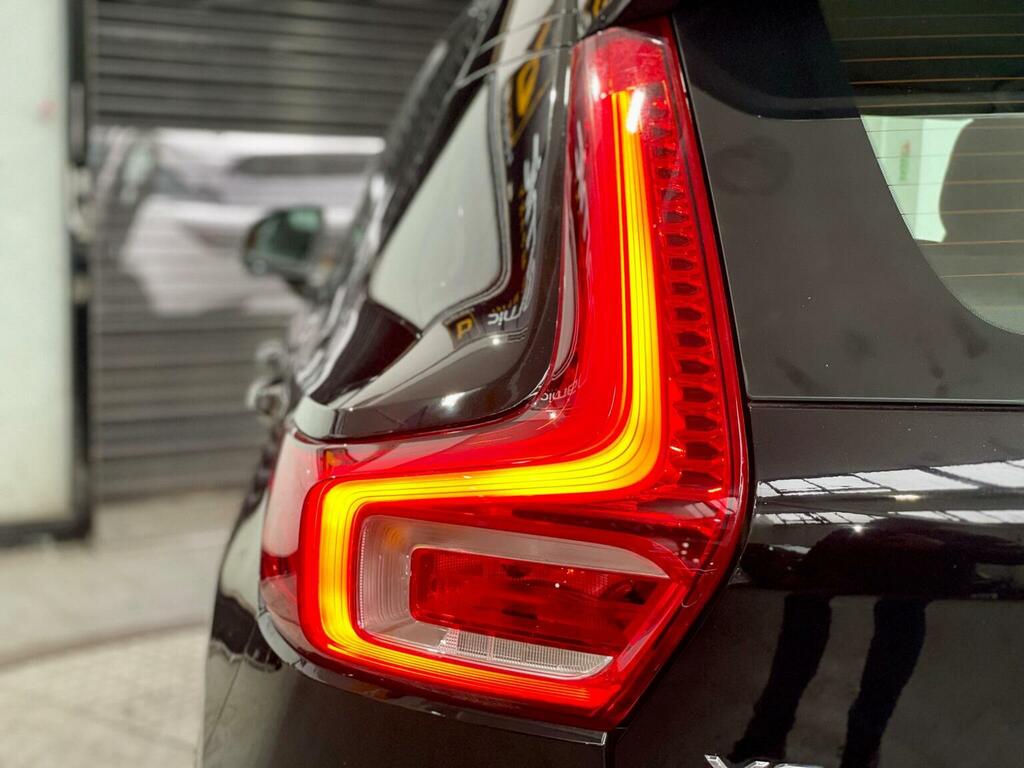 Volvo XC40 Xc40 Momentum T3 White #22