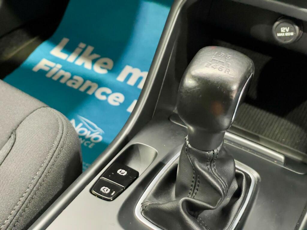 Volvo XC40 Xc40 Momentum T3 White #53