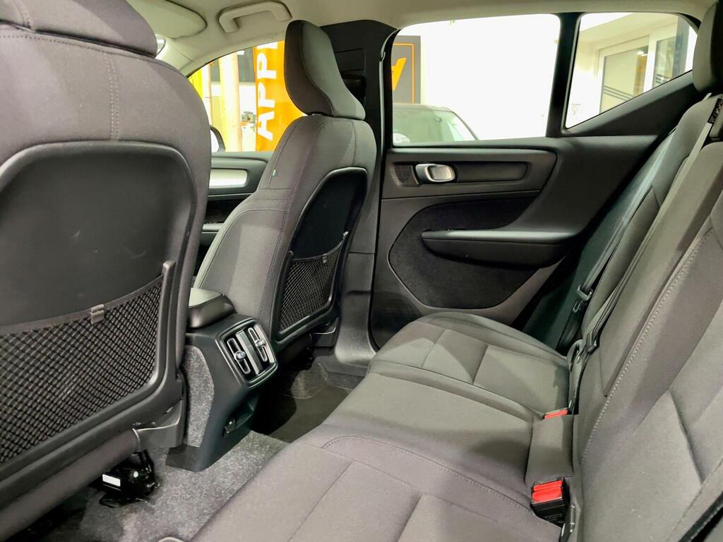 Volvo XC40 Xc40 Momentum T3 White #38