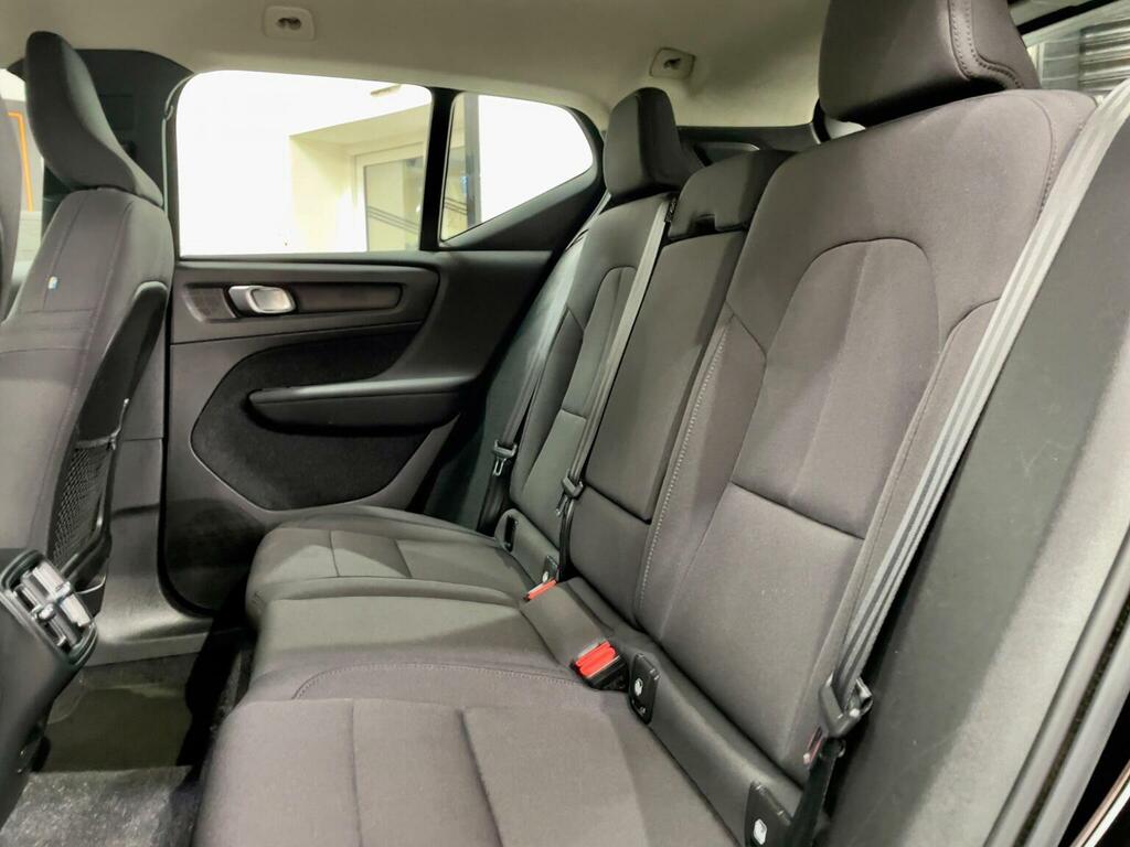 Volvo XC40 Xc40 Momentum T3 White #39