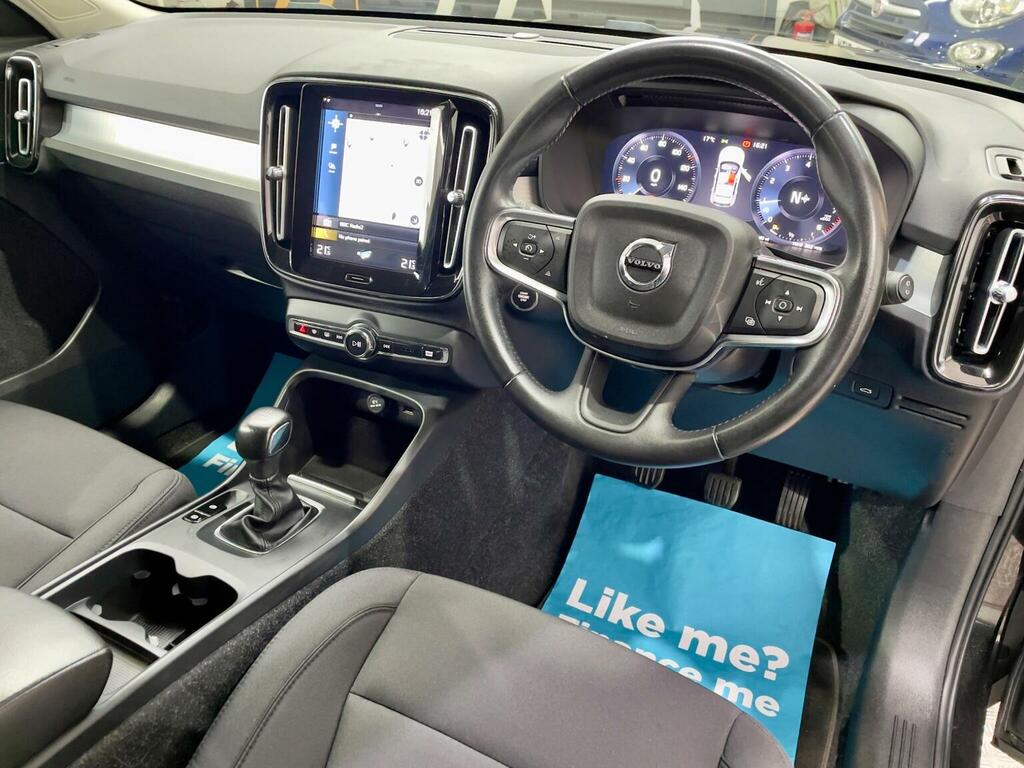 Volvo XC40 Xc40 Momentum T3 White #5
