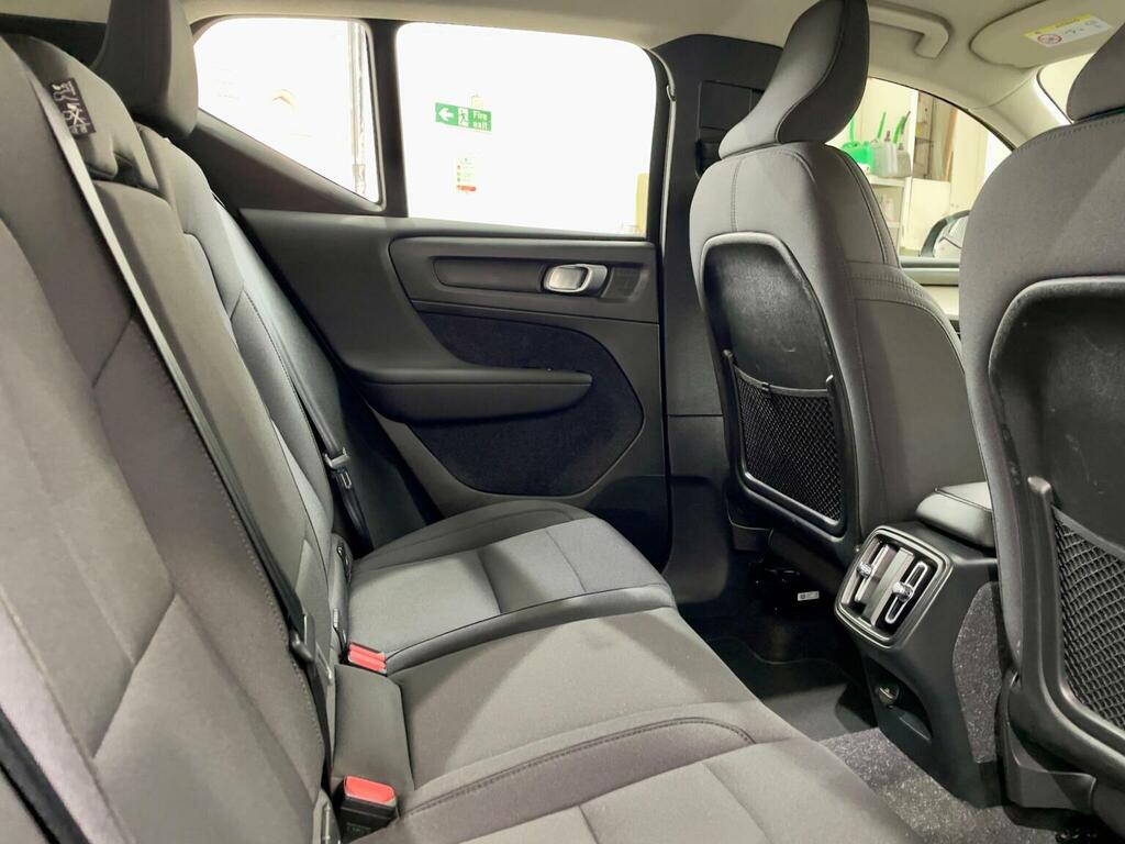 Volvo XC40 Xc40 Momentum T3 White #36