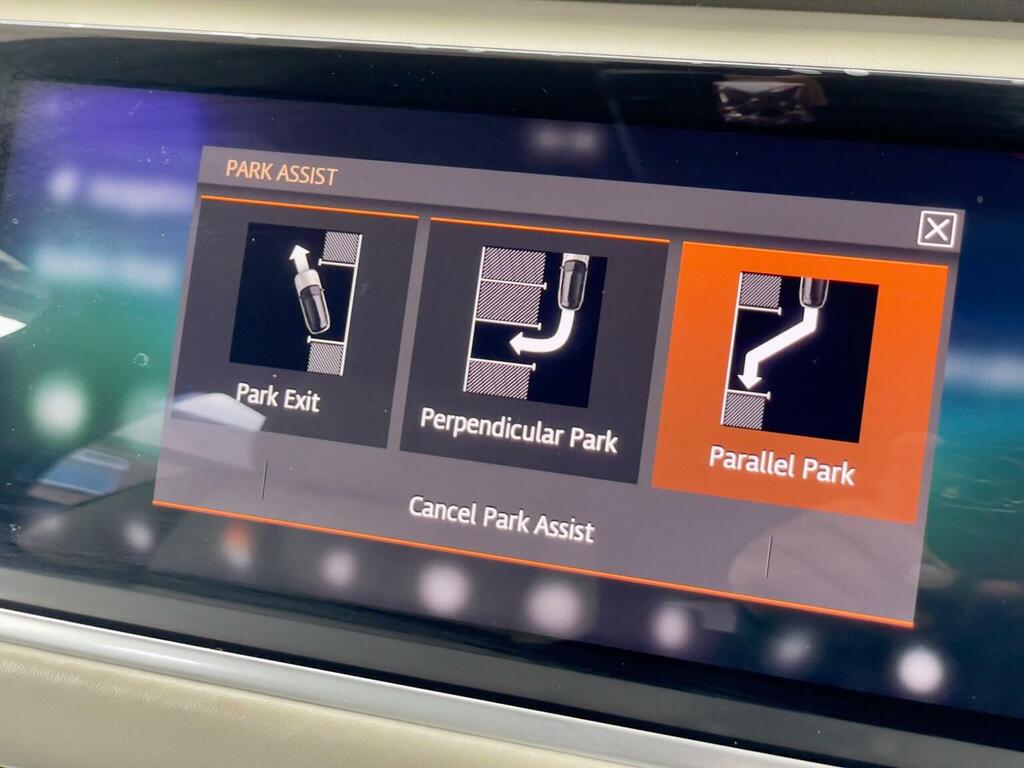 Land Rover Range Rover Velar R-dynamic Hse 5-Door Gold #59