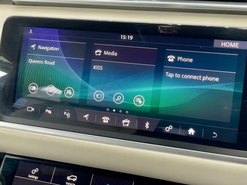 Land Rover Range Rover Velar R-dynamic Hse 5-Door Gold #56