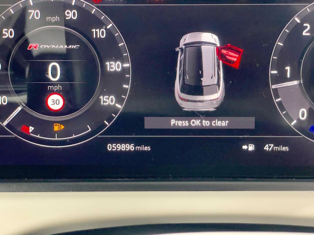 Land Rover Range Rover Velar R-dynamic Hse 5-Door Gold #35