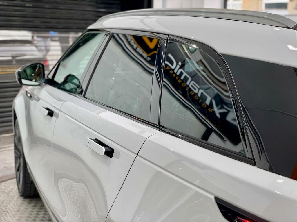 Land Rover Range Rover Velar R-dynamic Hse 5-Door Gold #24