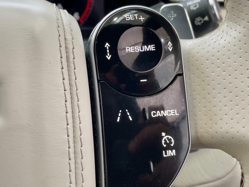 Land Rover Range Rover Velar R-dynamic Hse 5-Door Gold #55