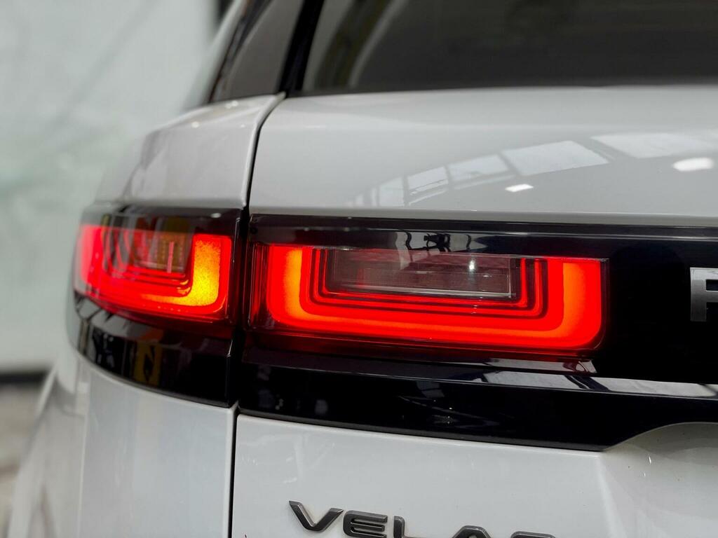 Land Rover Range Rover Velar R-dynamic Hse 5-Door Gold #23