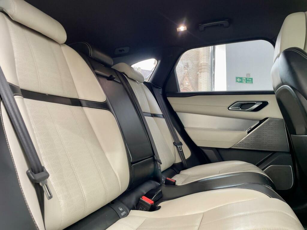Land Rover Range Rover Velar R-dynamic Hse 5-Door Gold #39