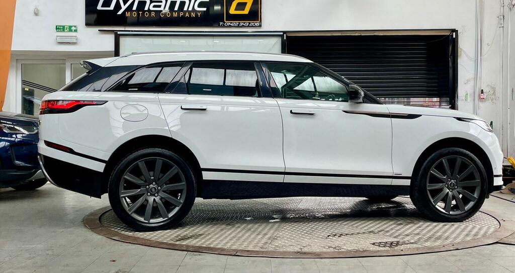 Land Rover Range Rover Velar R-dynamic Hse 5-Door Gold #16