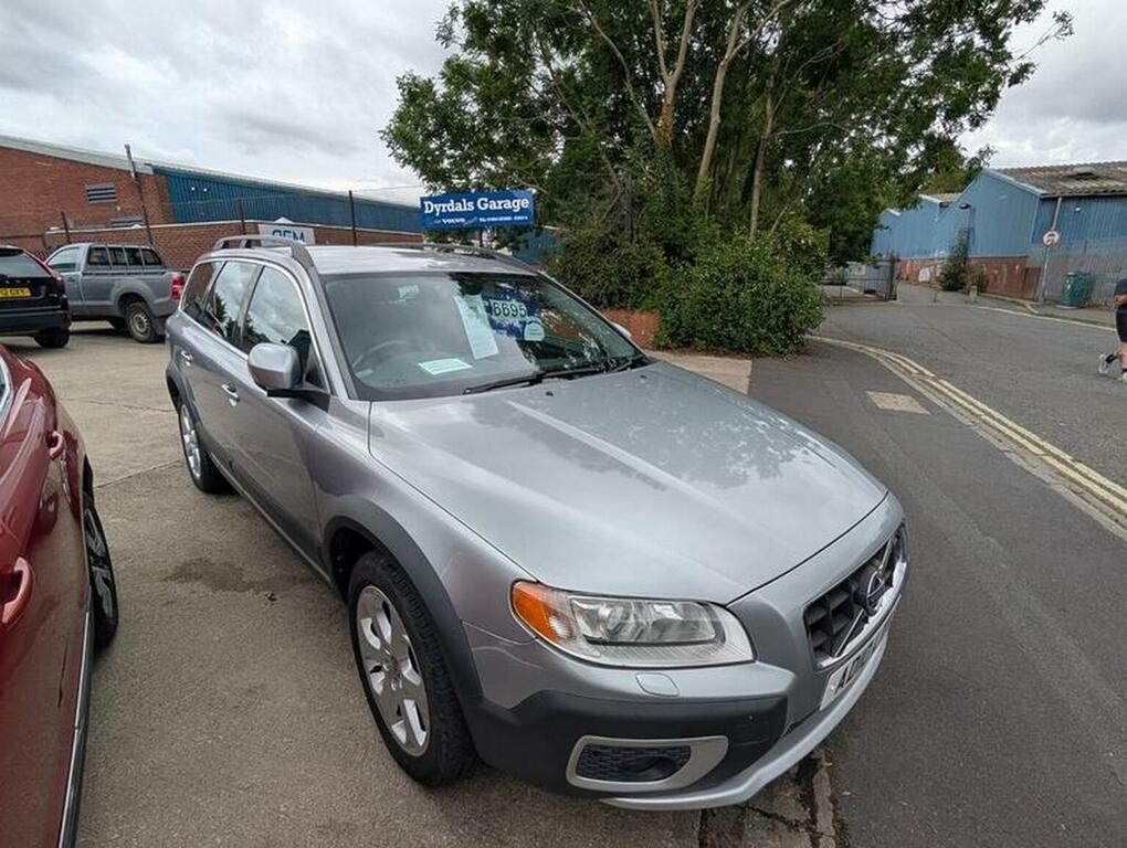 Volvo XC70 Estate 2.0 D3drive Se Lux Euro 5 201010 Silver #6