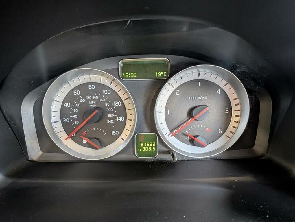 Volvo C70 C70 Se Lux D4 Silver #18