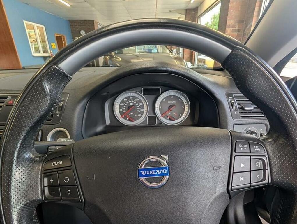 Volvo C70 C70 Se Lux D4 Silver #19