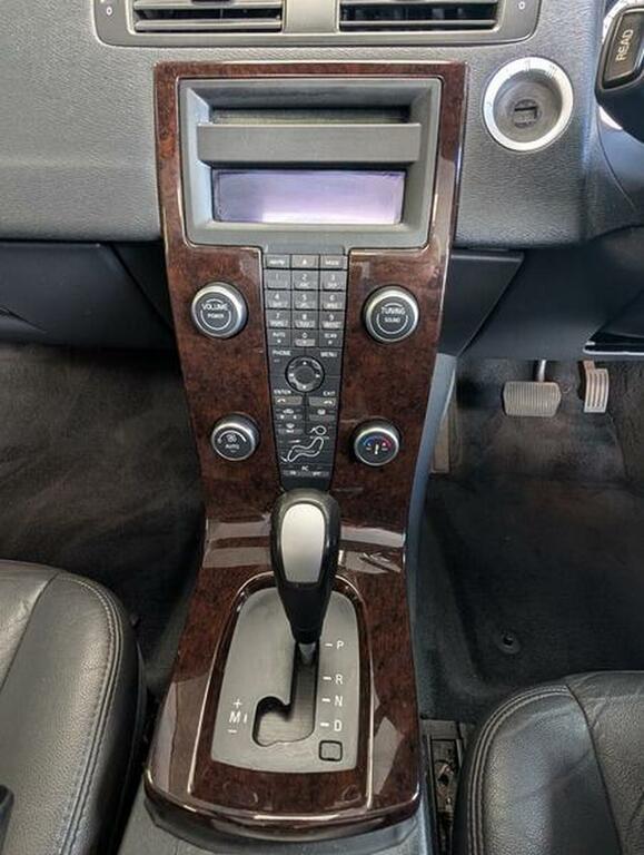 Volvo C70 C70 Se Lux D4 Silver #16