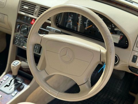 Mercedes-Benz C Class 2012 Blue #19