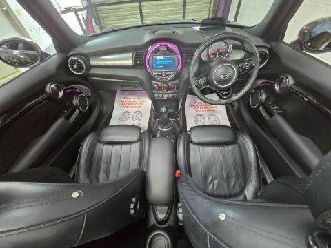 Mini Convertible 2019 68 1.5 Black #3