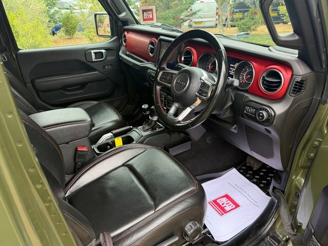 Jeep Wrangler Sahara Plus Black #9