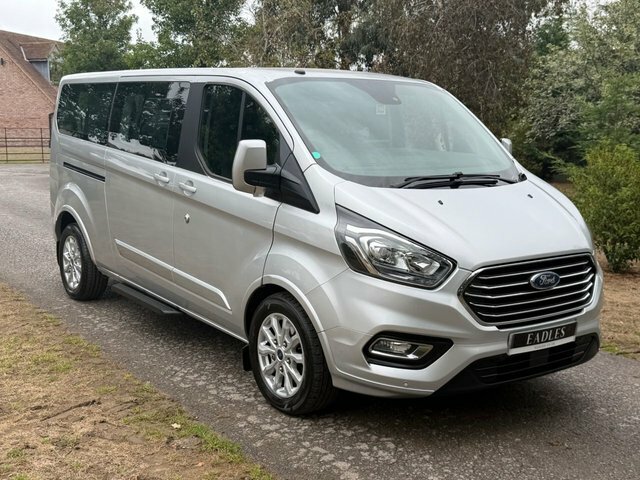 Ford Tourneo Custom Minibus Silver