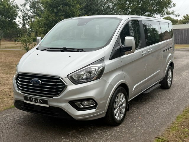 Ford Tourneo Custom Minibus Silver #2