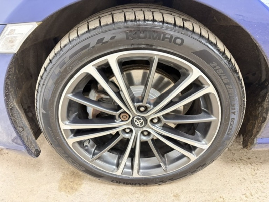 Toyota GT86 2.0 D-4s Pro White #24