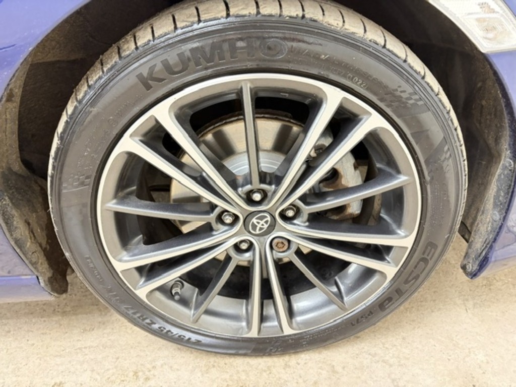 Toyota GT86 2.0 D-4s Pro White #21