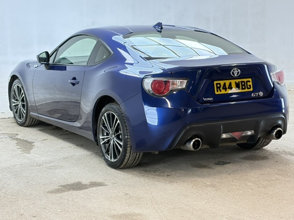 Toyota GT86 2.0 D-4s Pro White #7
