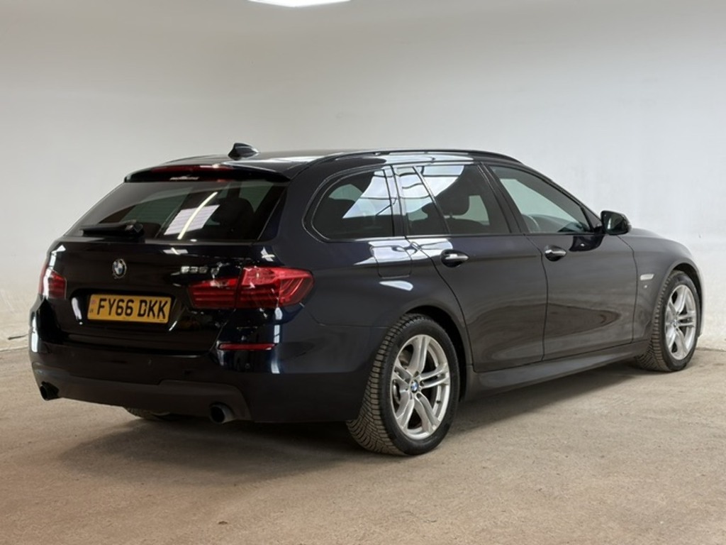 BMW 5 Series Saloon White #9