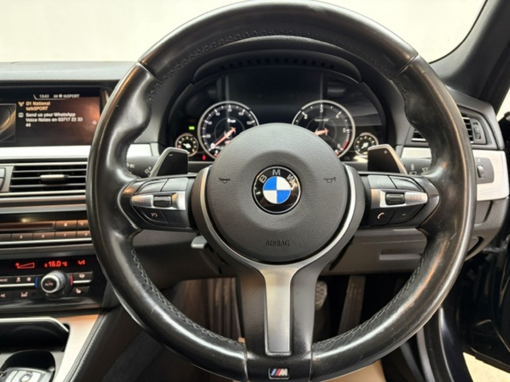 BMW 5 Series Saloon White #22