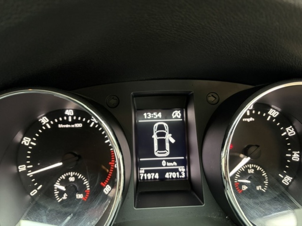 Skoda Yeti Suv Black #19