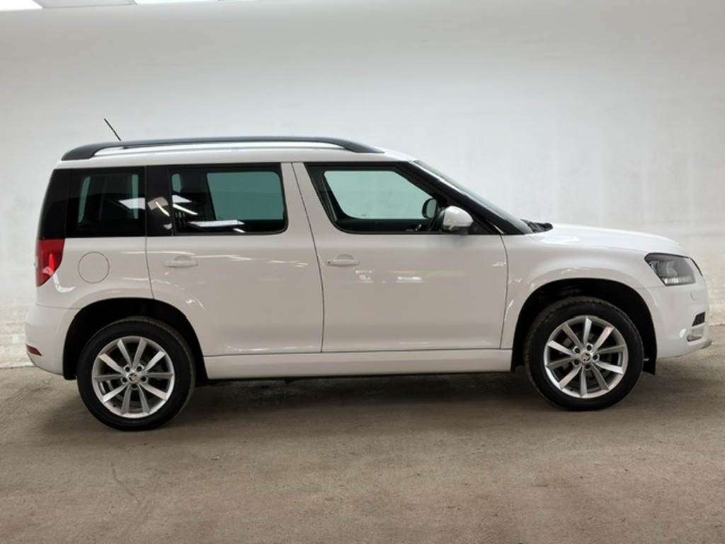 Skoda Yeti Tsi Se U692 Ulez White #4