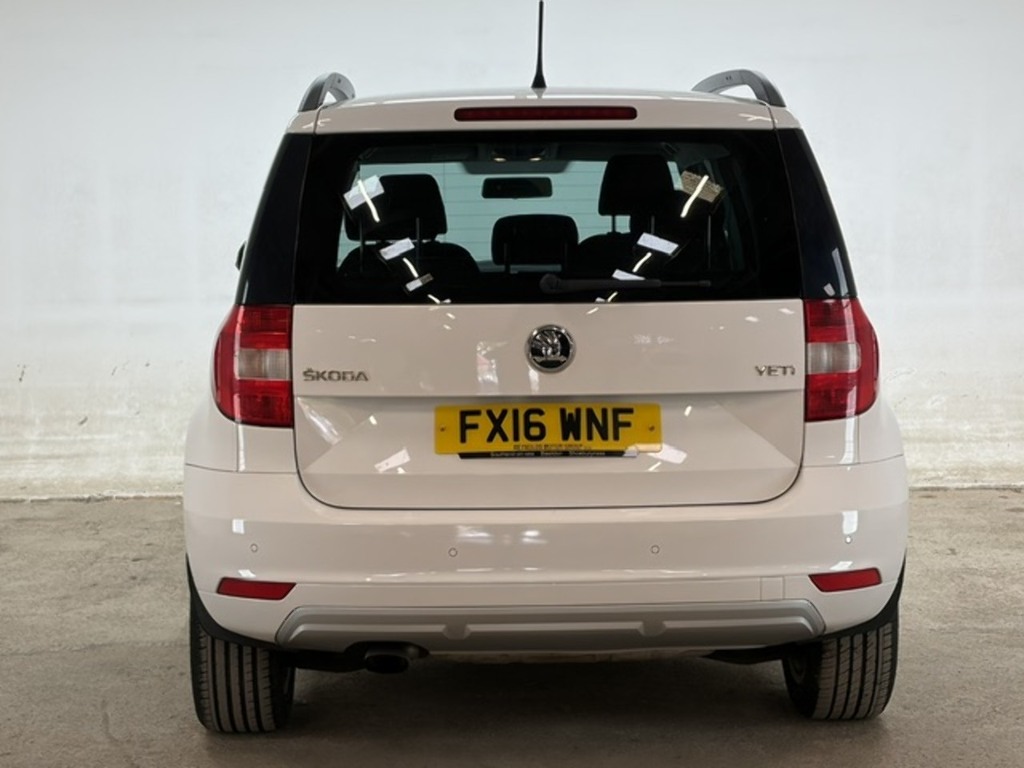 Skoda Yeti Suv Black #7