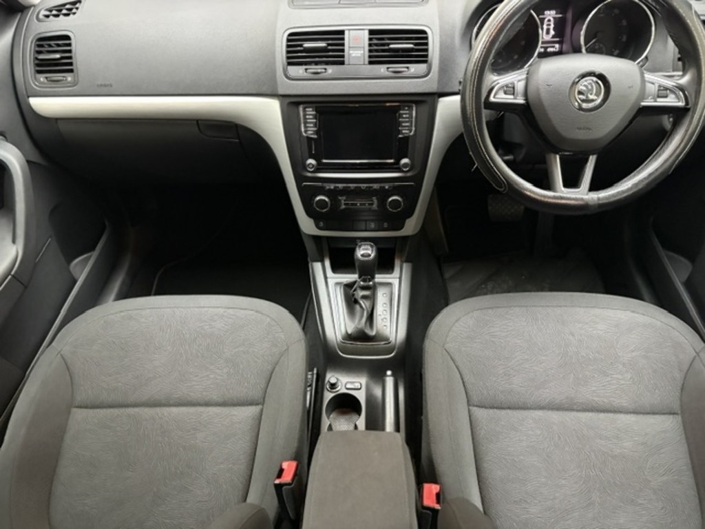 Skoda Yeti Suv Black #16