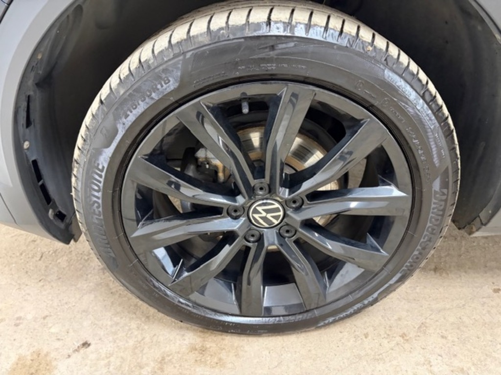 Volkswagen T-Roc Life Black #22