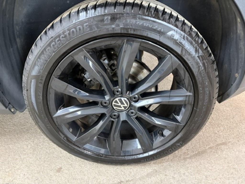 Volkswagen T-Roc Life Black #21