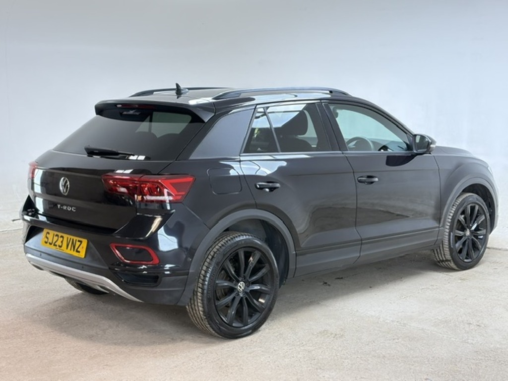 Volkswagen T-Roc Life Black #8