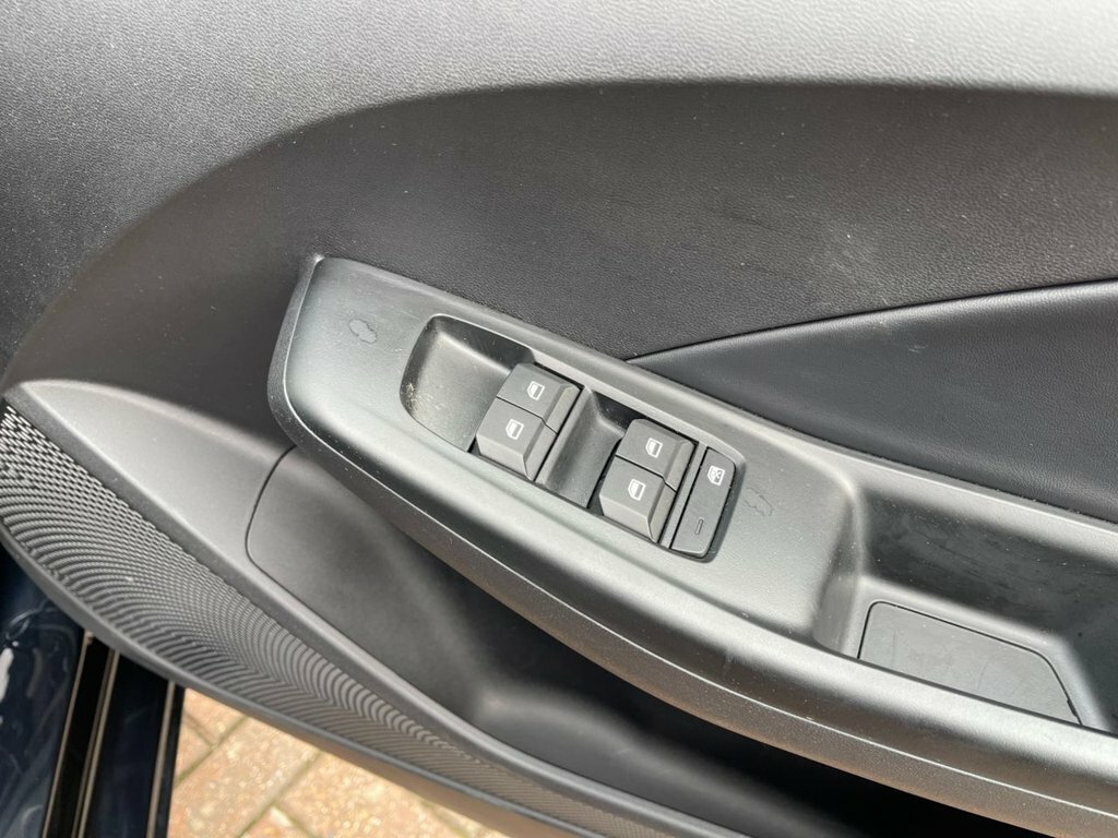 MG MG3 2025 1.5 Se Hatchback Euro 6 S Black #4