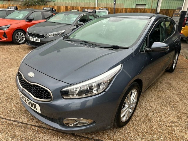 Kia Ceed 1.6 Crdi Ecodynamics 3 Hatchback White #5
