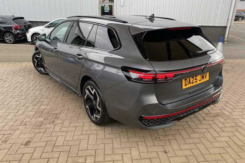 Volkswagen Passat 1.5 Tsi Ehybrid R-line Dsg Grey #3
