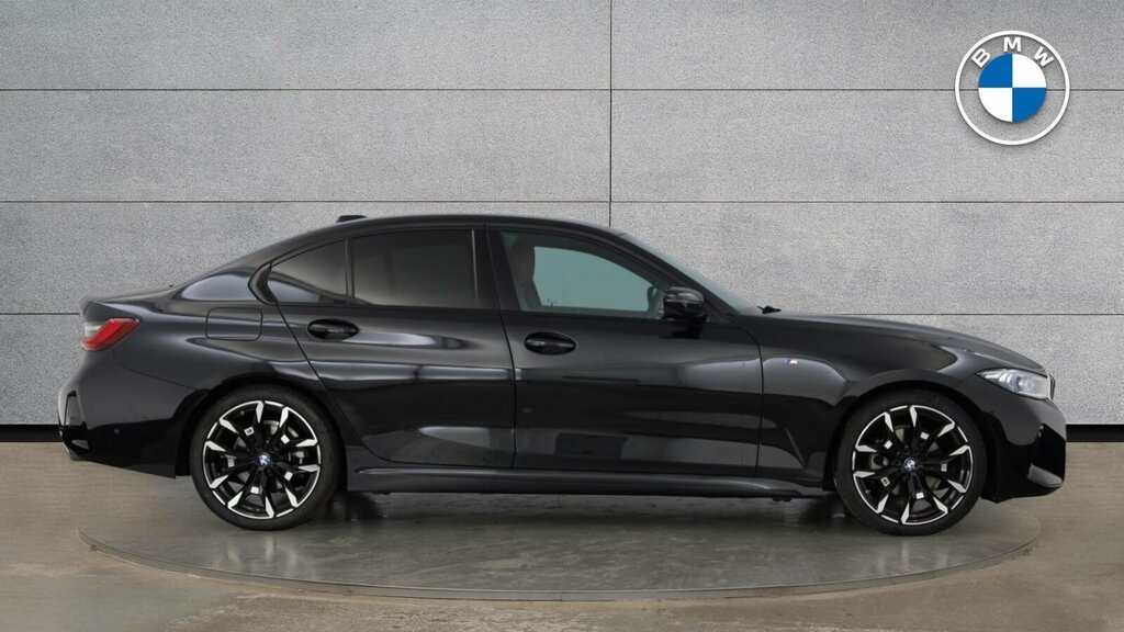 BMW 3 Series 320I M Sport Saloon YJ75VWZ Black #3