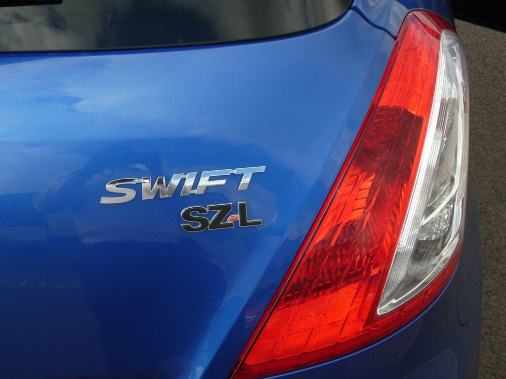 Suzuki Swift Sz2 Red #25