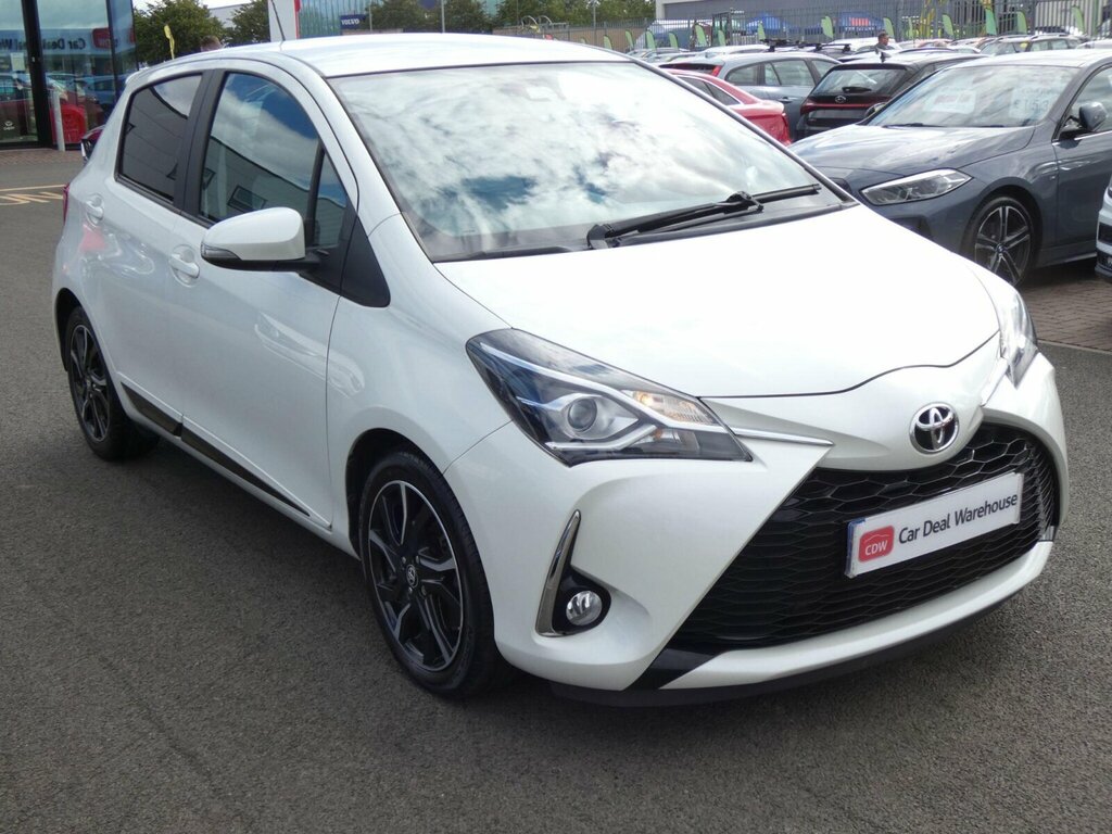 Toyota Yaris 1.5 Vvt-i Design Euro 6 White #3
