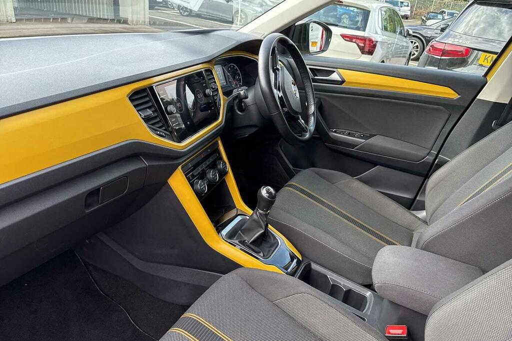 Volkswagen T-Roc 1.0 Tsi Design Yellow #2