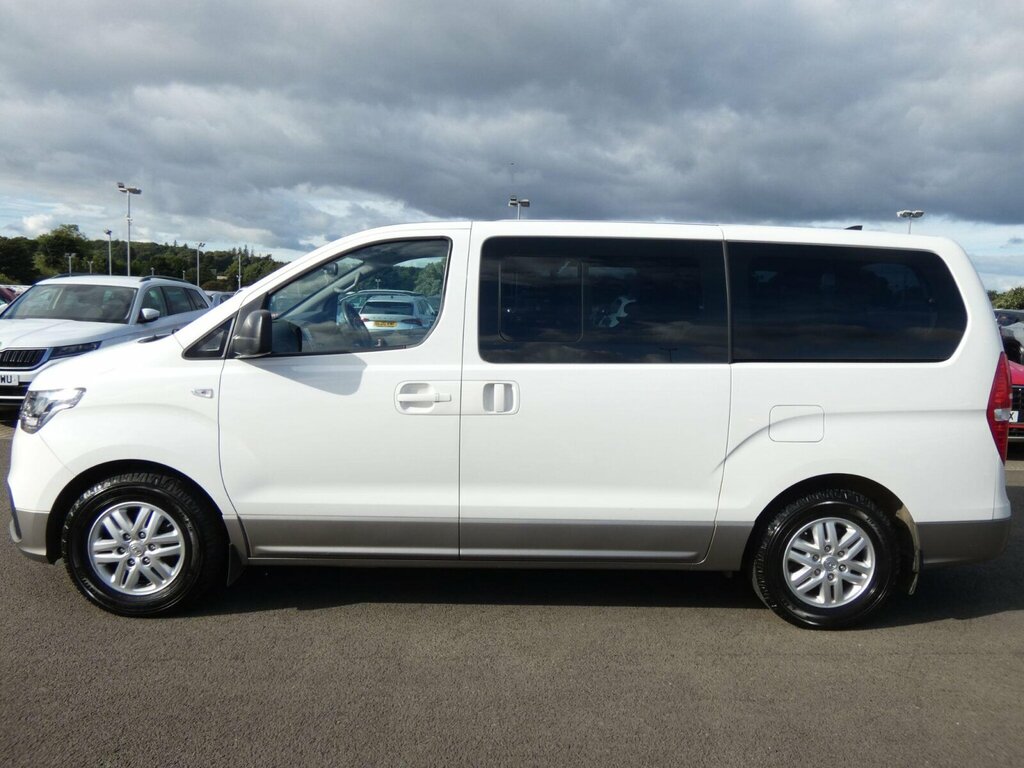 Hyundai I800 Automatic Silver #4