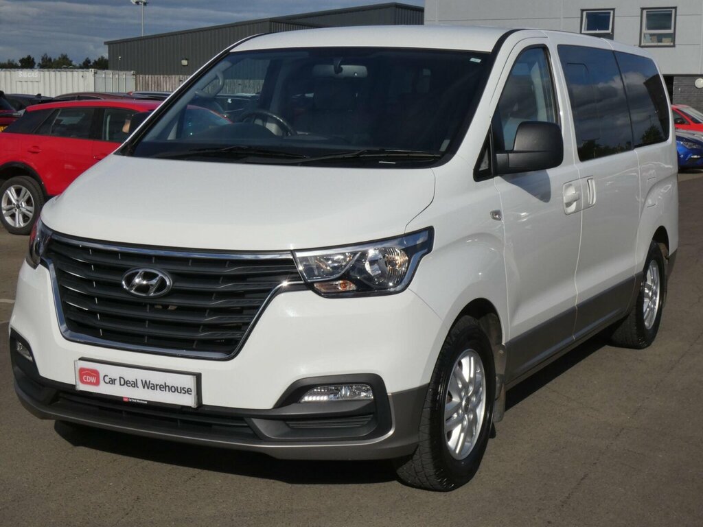 Hyundai I800 Automatic Silver #5