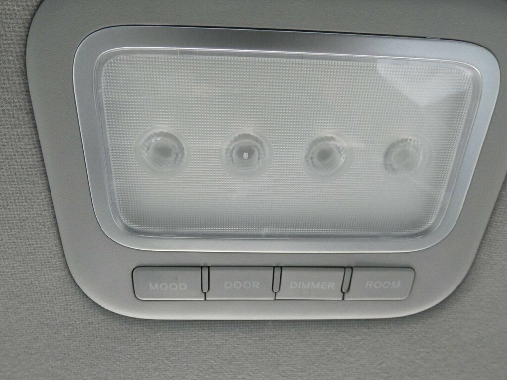 Hyundai I800 Automatic Silver #26